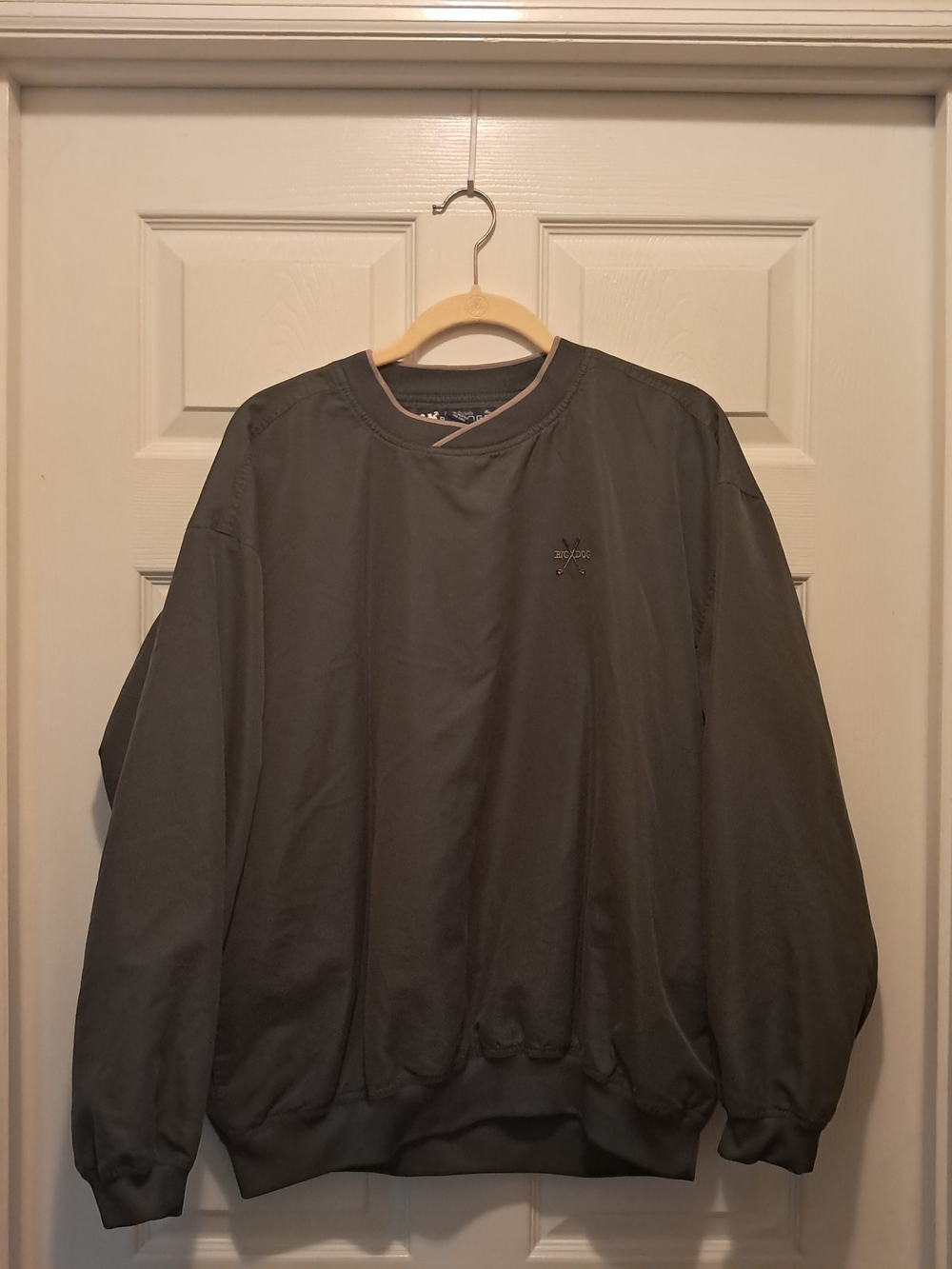 Big Dogs Men's Size Medium Crewneck - Casual Pullover in Dark Green